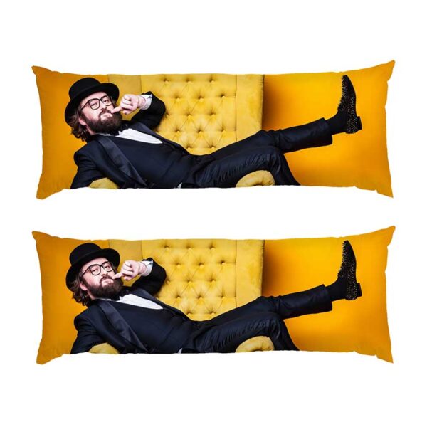 dzidzo-na-dyvani.-spivak.-dzidzio-on-the-couch.-singer