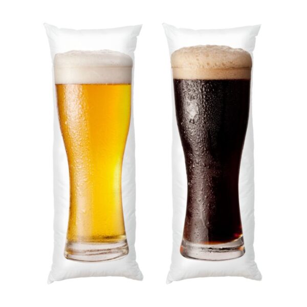 kelykh-zi-svitlym-ta-temnym-pyvom.-a-glass-with-light-and-dark-beer