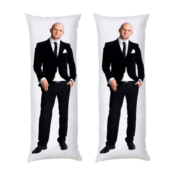 spivak.-potap-u-kostiumi.-singer.-potap-in-a-suit